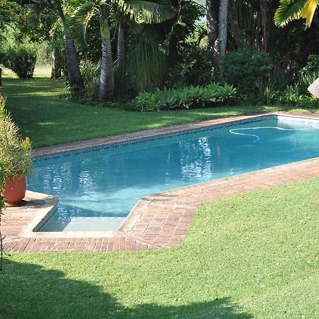 Laughing Waters Guest House Хейзивю Екстериор снимка
