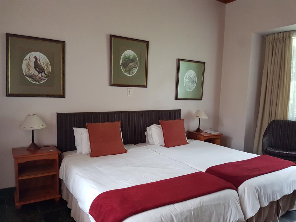 Laughing Waters Guest House Хейзивю Екстериор снимка