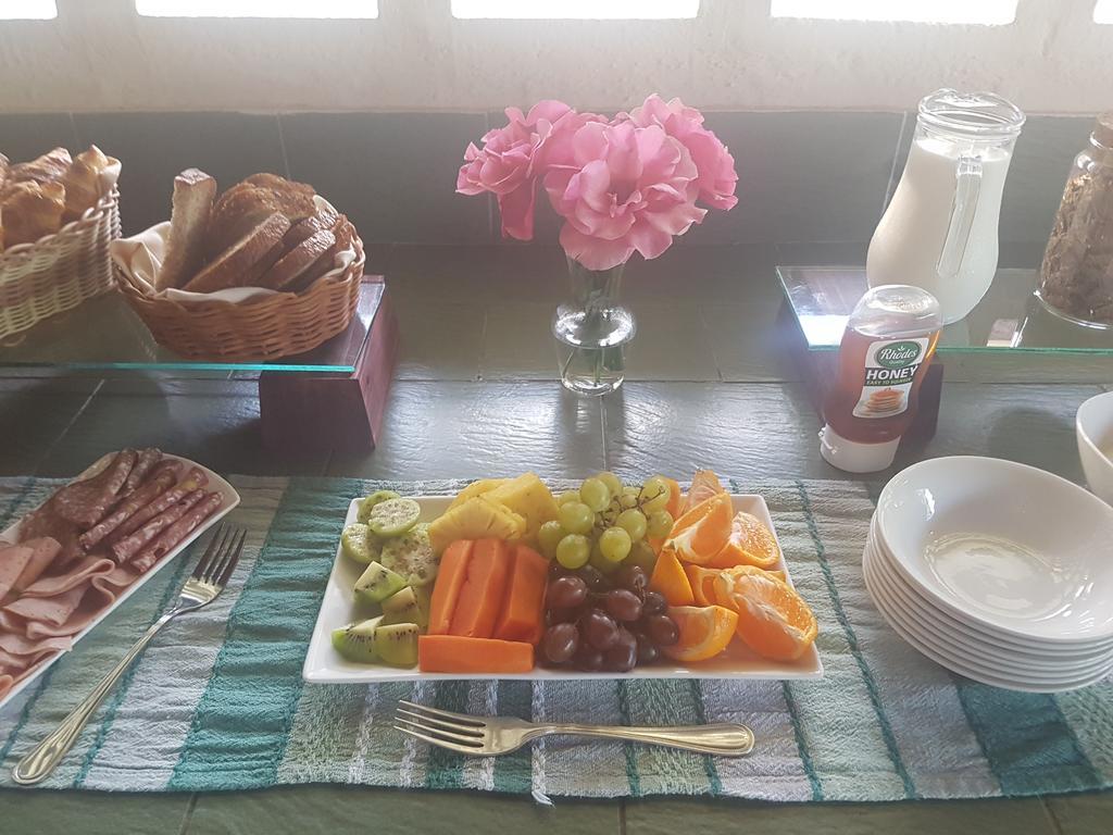 Laughing Waters Guest House Хейзивю Екстериор снимка