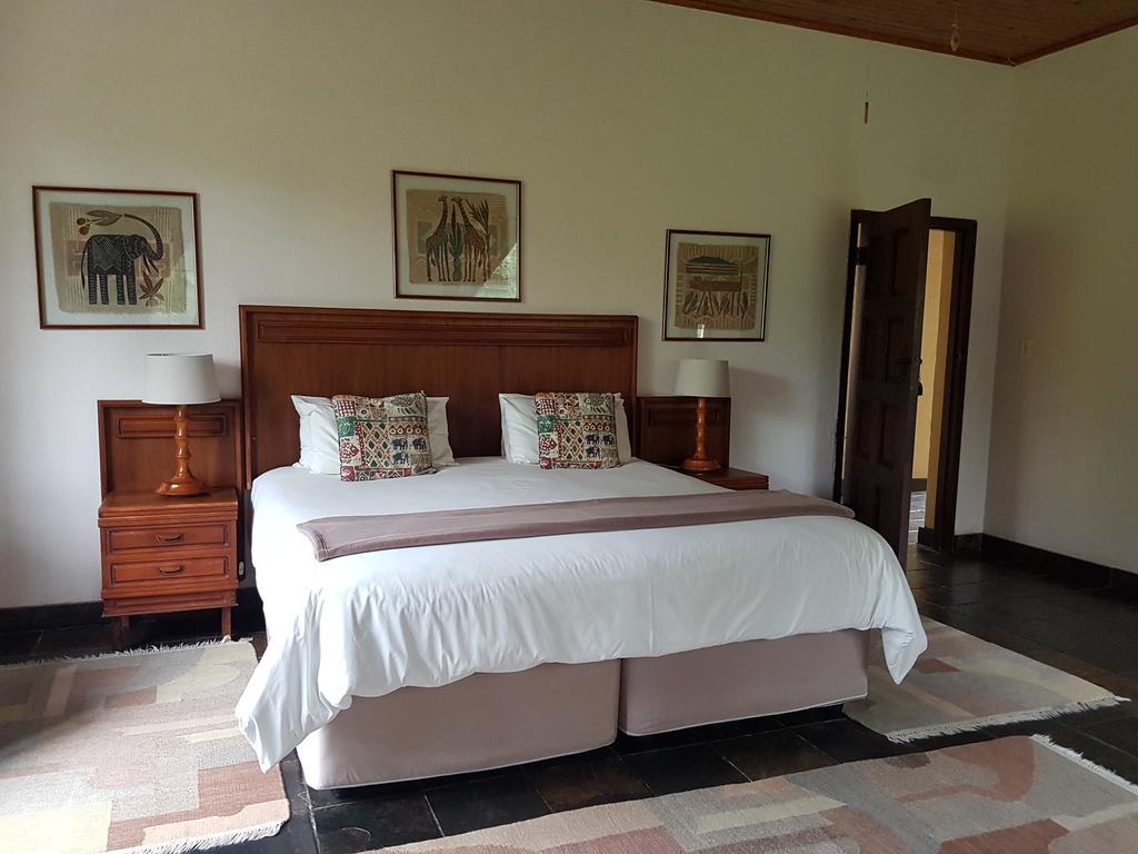 Laughing Waters Guest House Хейзивю Екстериор снимка